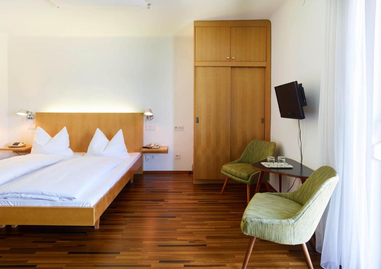 Boutiquehotel Ogris Am See Velden am Woerthersee Exterior photo