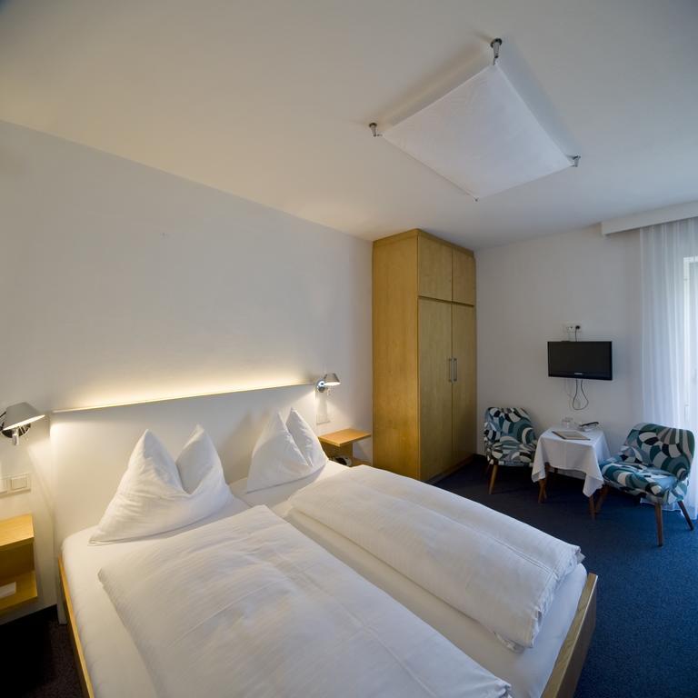 Boutiquehotel Ogris Am See Velden am Woerthersee Exterior photo